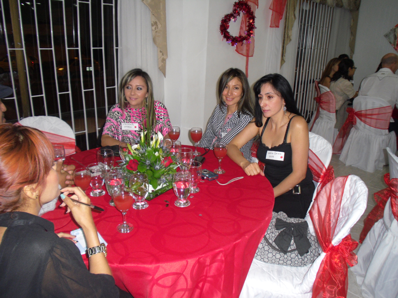 medellin-women-1